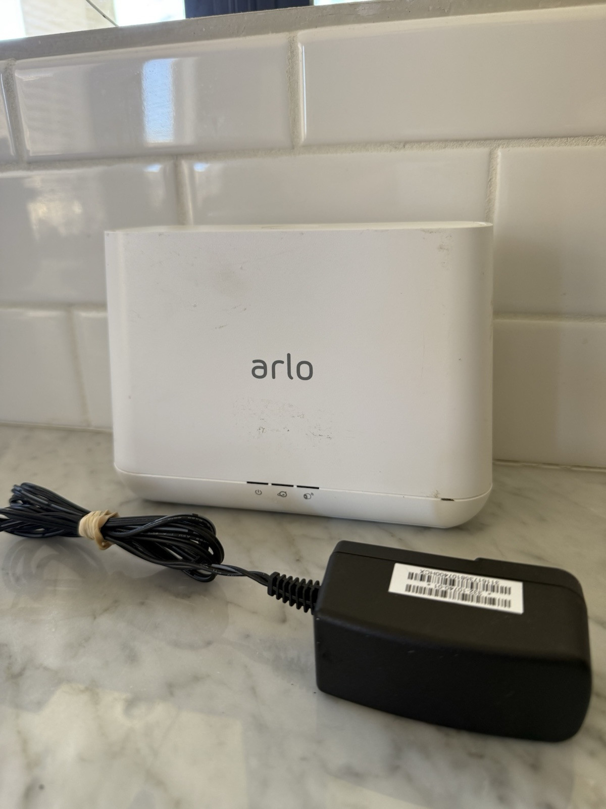 NetGear Arlo Pro VMB4000 Wireless Security Base Station With AC Power Cord