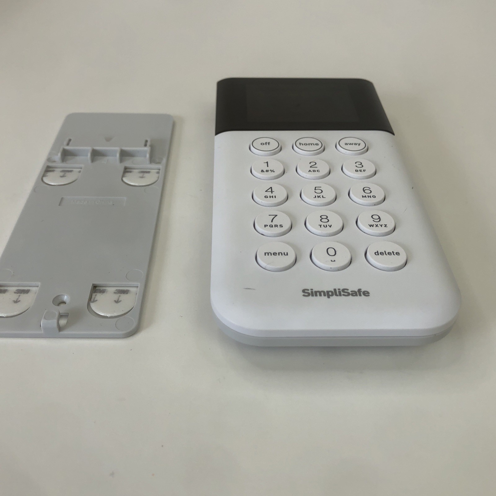 SimpliSafe SSKP3 Wireless Keypad Remote for Home Security System GENUINE White