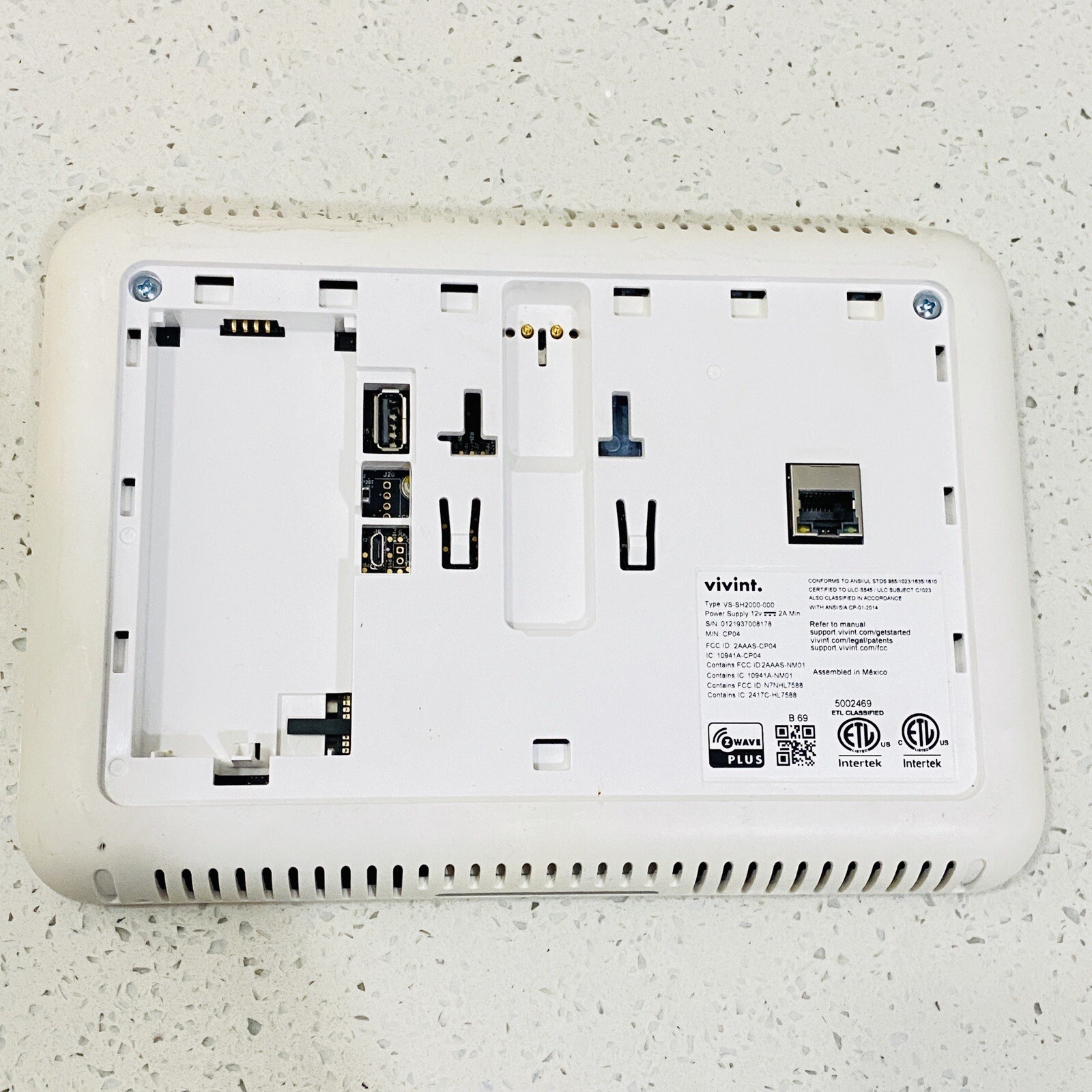 Vivint Smart Home Sky Control Panel Display Smart Hub VS-SH2000-000 Z Wave Plus