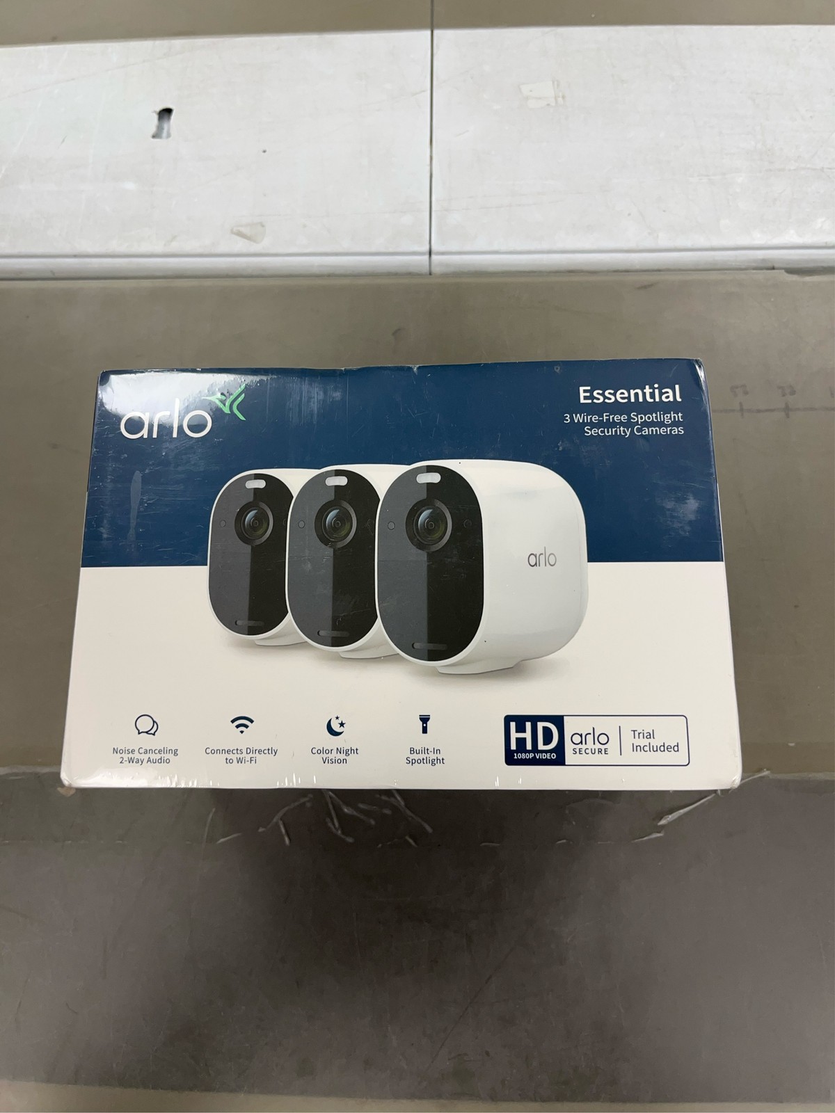 Arlo Essential 3-Cam Kit Plug-in Wired or Wireless Smart Indoor Security Camer 1