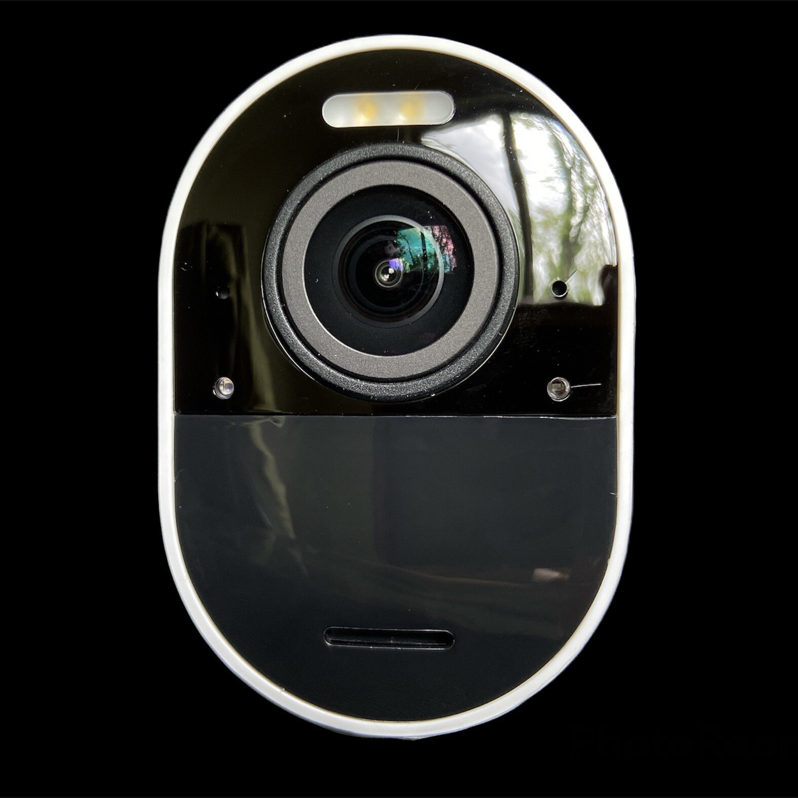 Arlo Ultra 2 White Wireless Add On 4K Security Camera with Color Night Vision