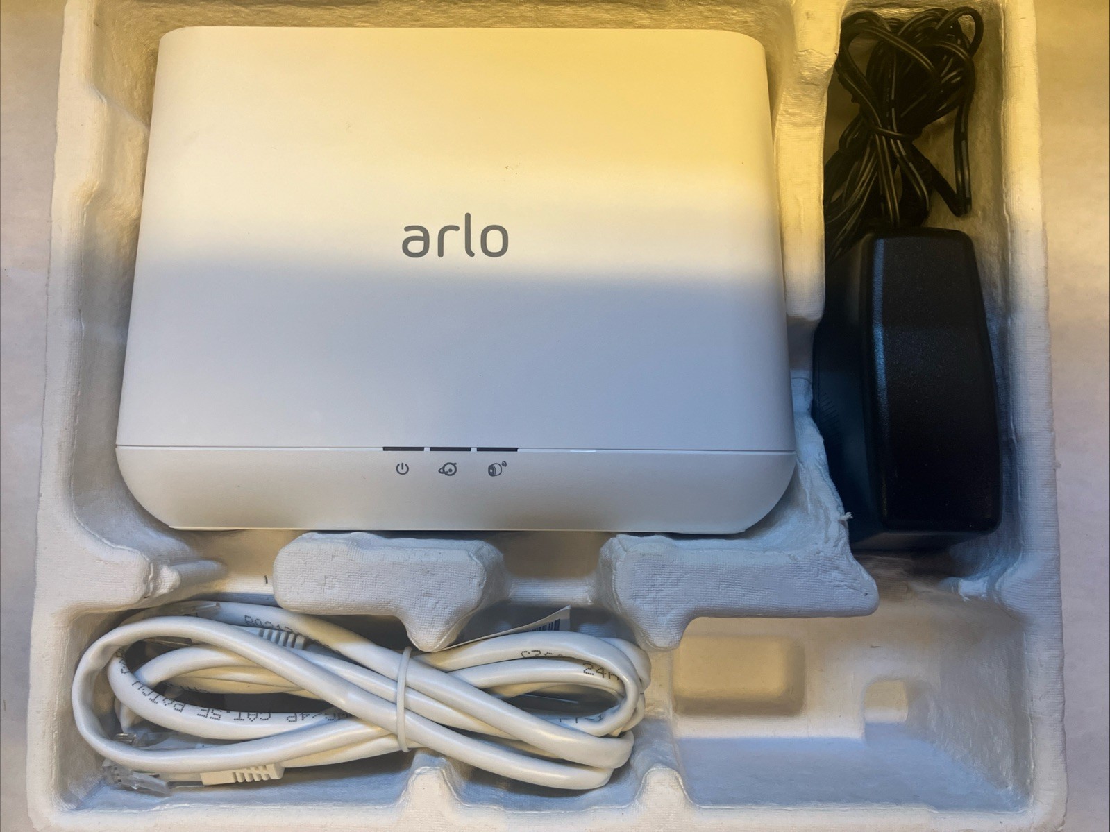 Arlo Pro 3 Wire-Free Security System – 3 Camera Kit. Md# VMB4000