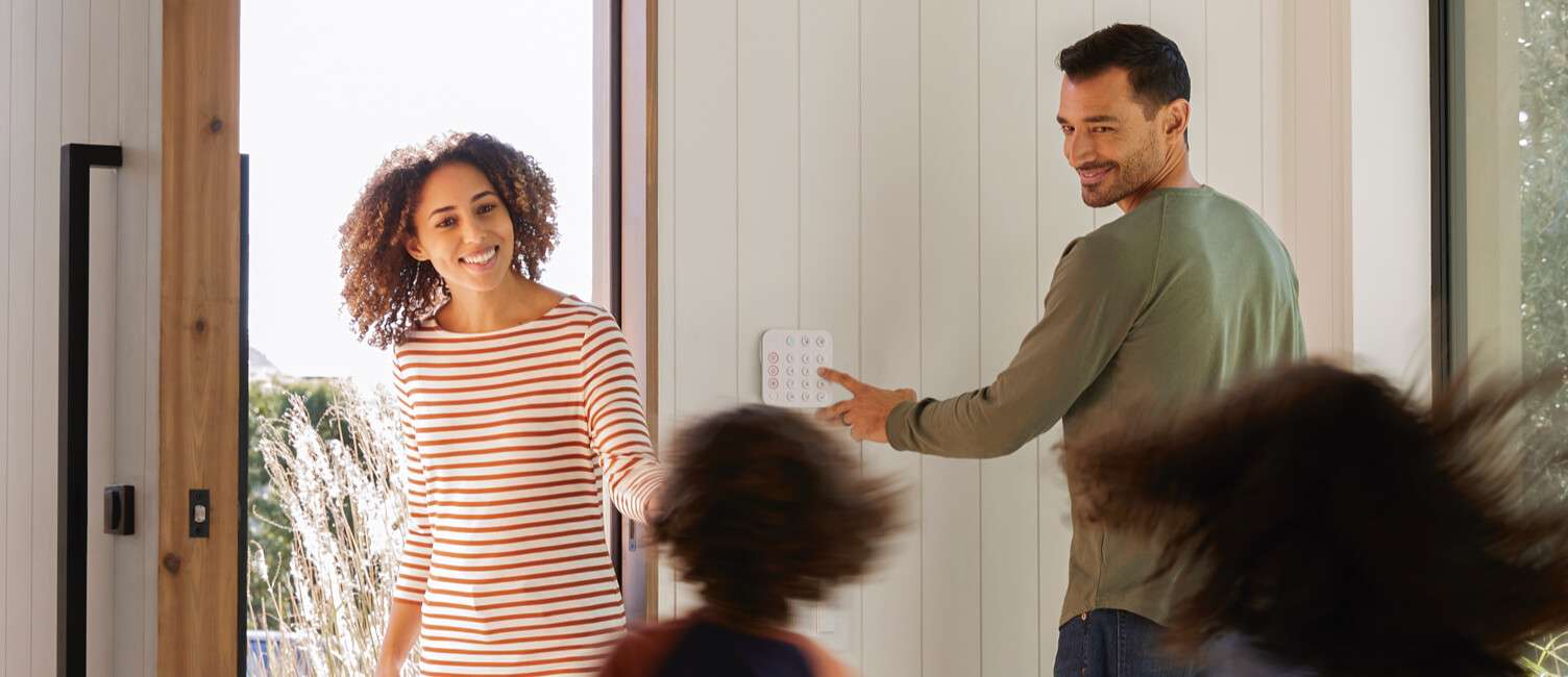 Ring Alarm 8-piece kit (2nd Gen) – home security Works with Alexa BRAND NEW