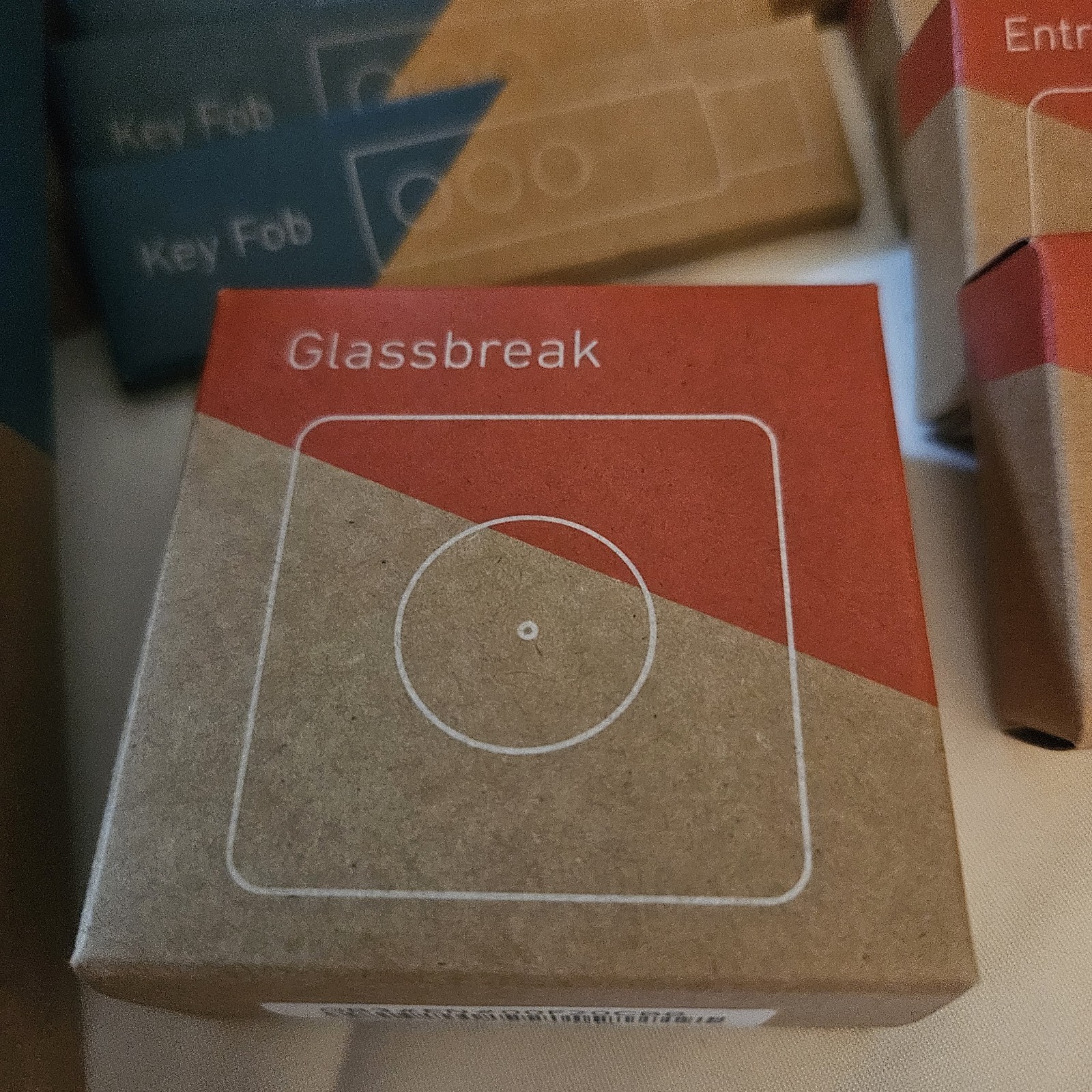 26 Piece SimpliSafe Security System – ModelSSCS3 Base, Plus Extras, New In Box