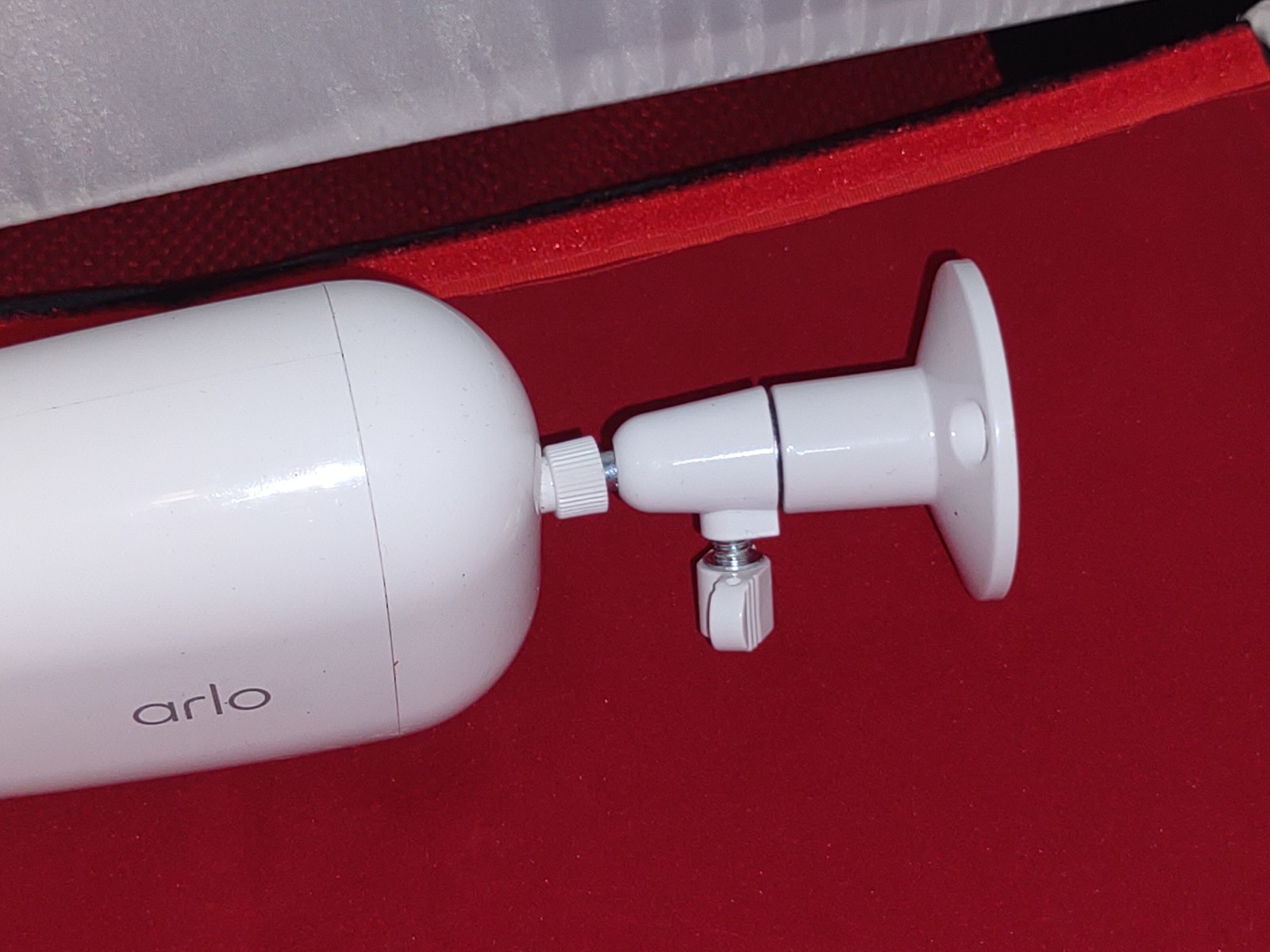 3X Arlo Essential Security Spotlight Camera Lot of 3 Cameras White (VMC2030)