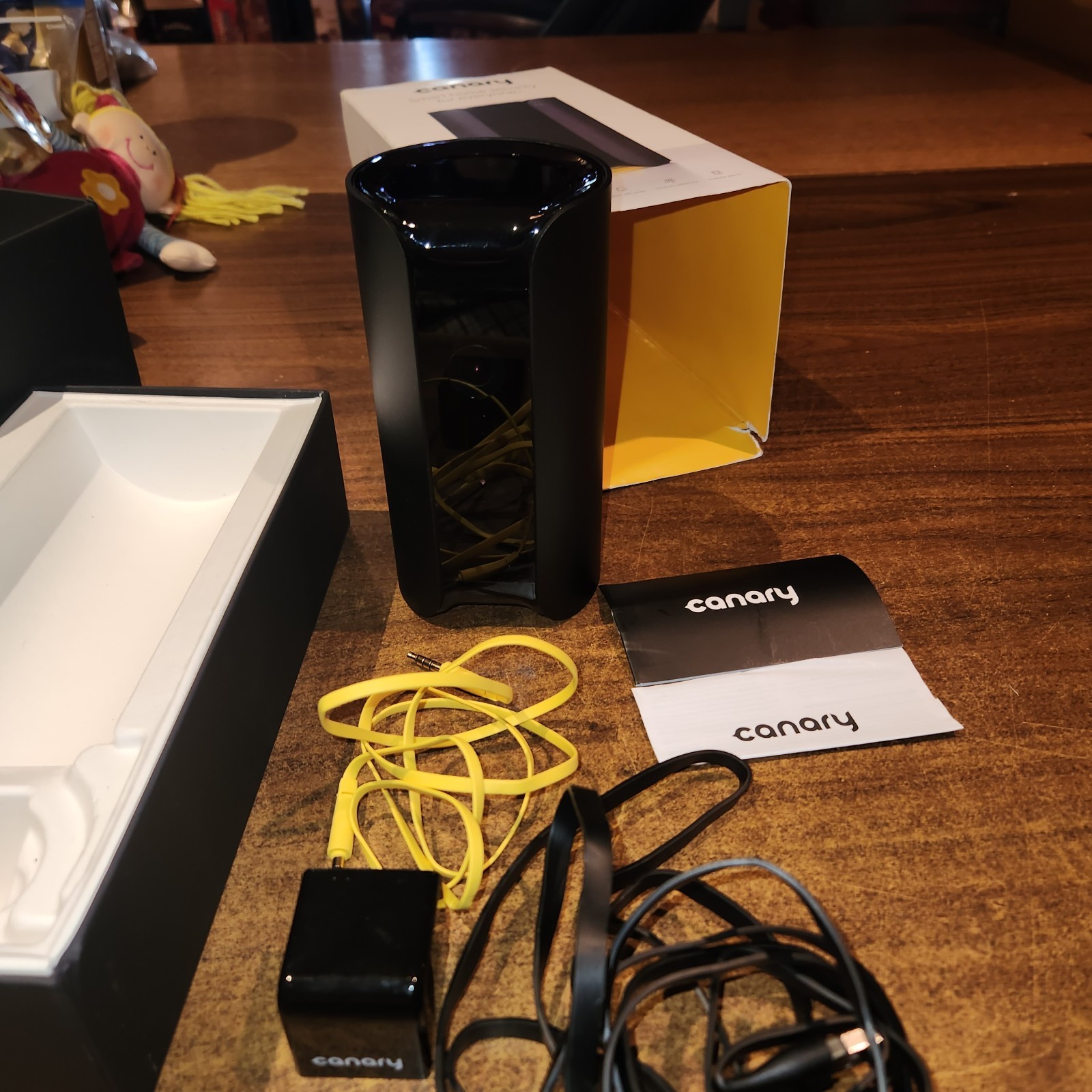 CANARY All-in-One Indoor 1080p HD Security Camera Black Complete Works