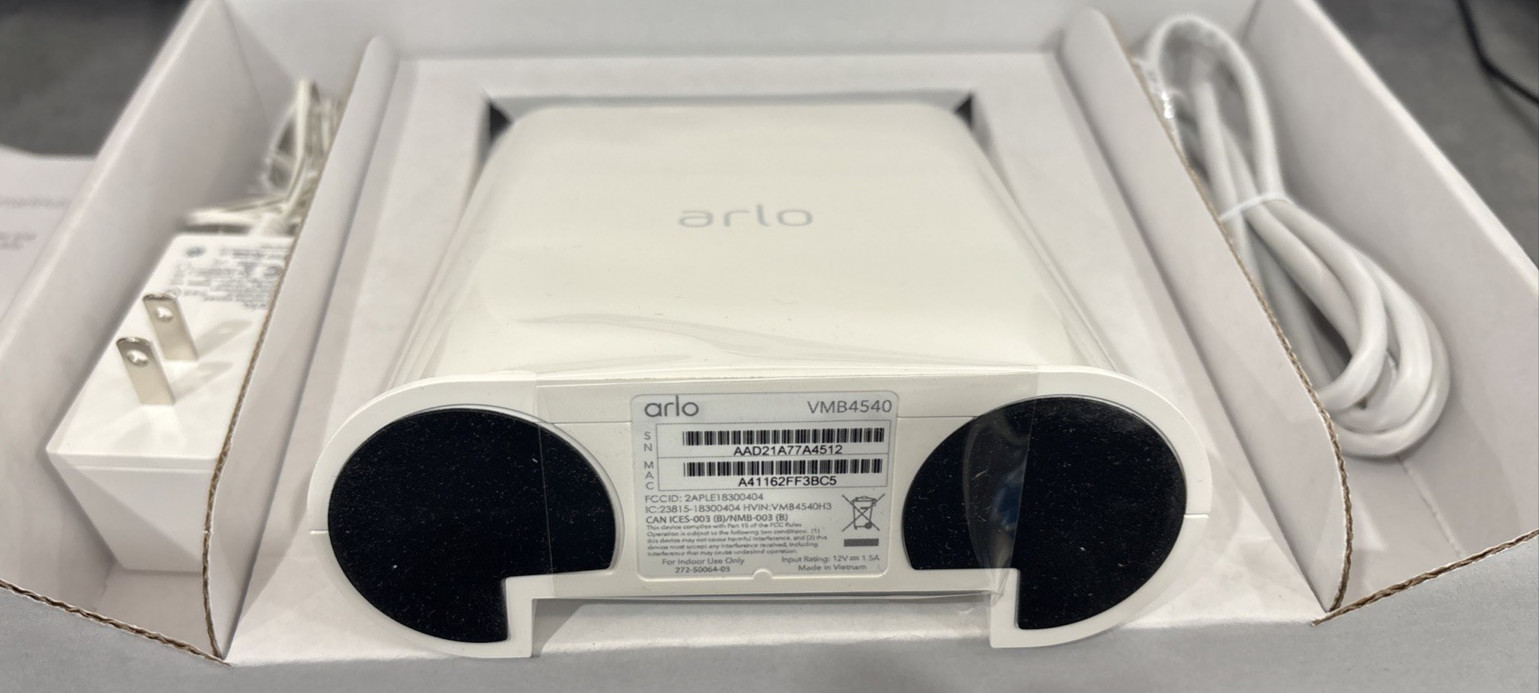 Arlo Pro SmartHub white VMB4540-100NAS VMB4540-100NAR