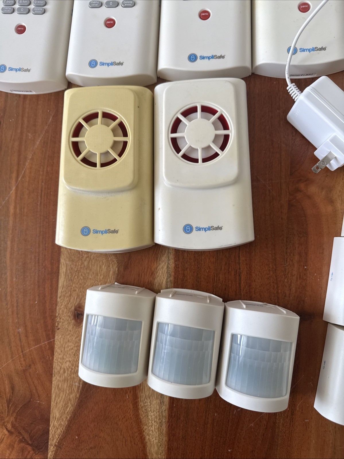 Large Lot of SimpliSafe Home Security System Gen 1 – Unknown Pin – For Parts