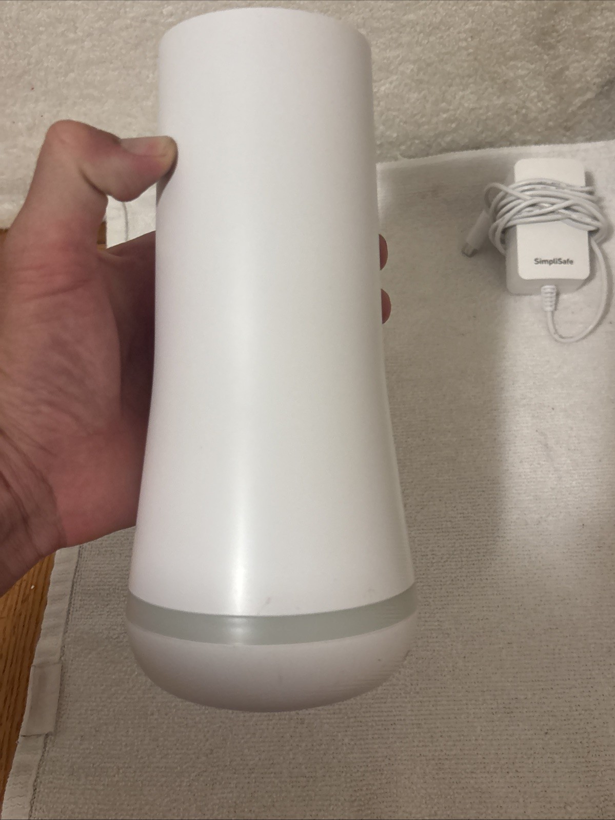 SIMPLISAFE 3RD GEN BASE STATION HOME SECURITY W KEYPAD SSKP3 WORKS! READ DESC