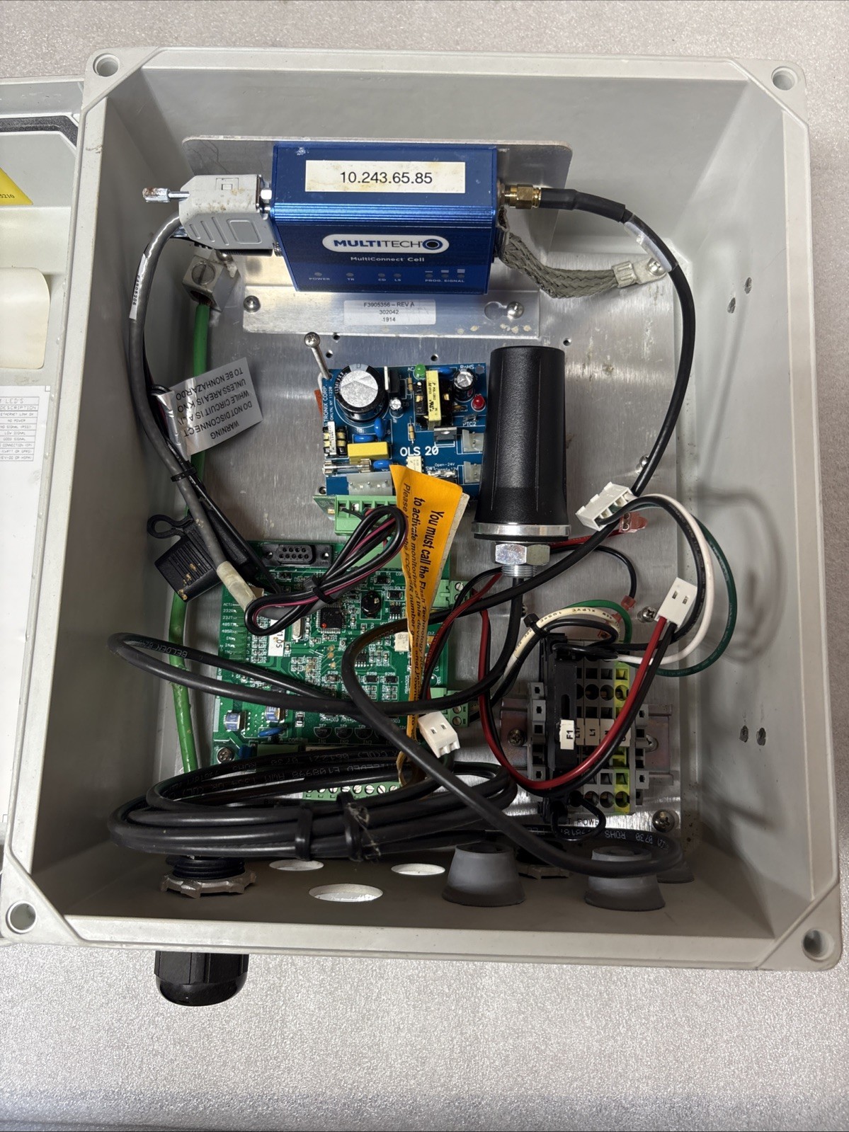 FLASH TECHNOLOGY FTW175 WIRELESS MONITORING SYSTEM —untested