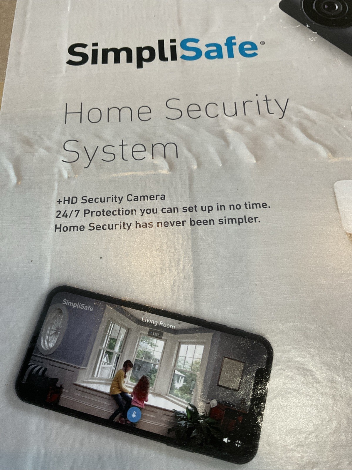 SimpliSafe Home Security System 6 Piece Set w/ Base, Keypad, HD Camera HSKLWBF2