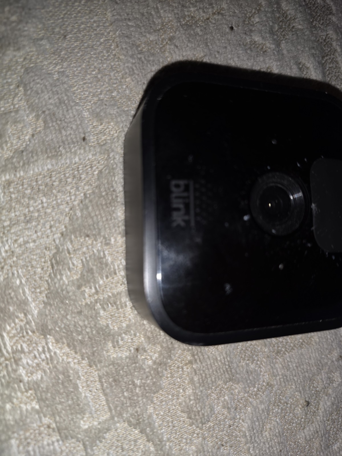Blink Wireless Indoor/Outdoor Security Camera w/ Sync Module 2 USB Cable Alexa