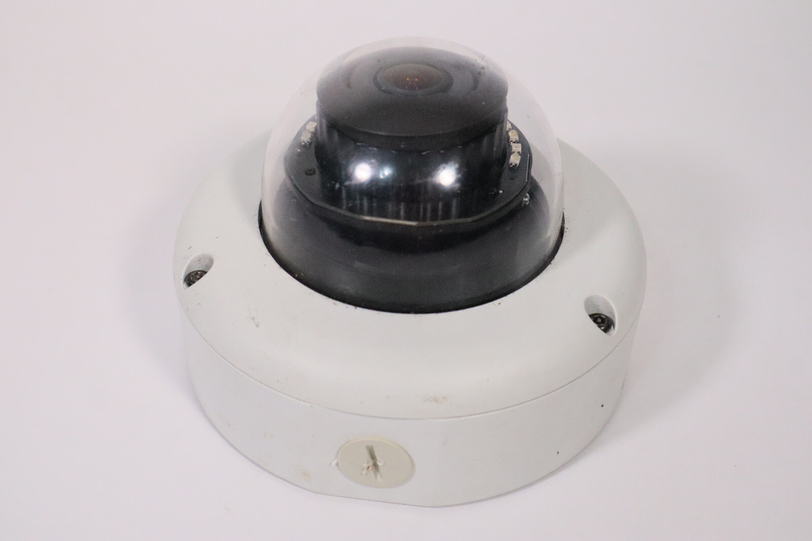 Avigilon 1.0-H3-DO1-IR 1.0MP IP H.264 Outdoor Dome Camera 1280 x 720 Day Night