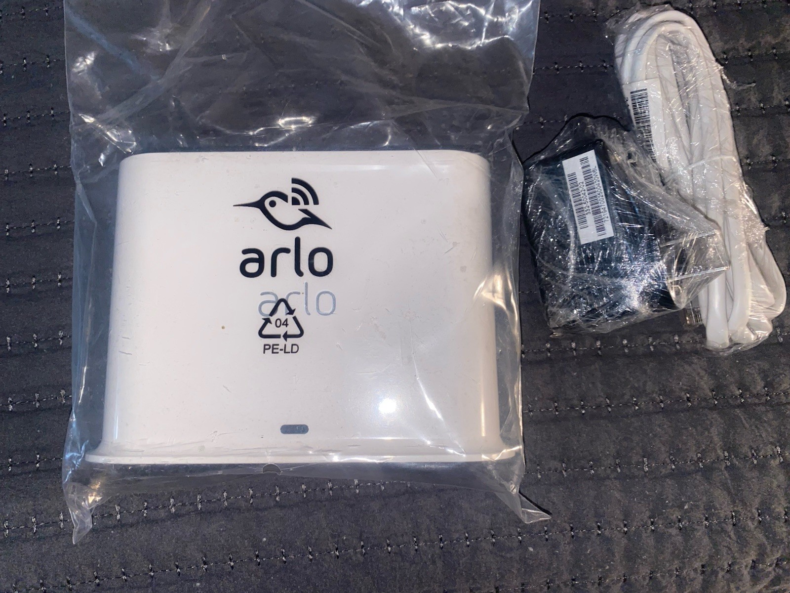 Arlo VMB4500 Base Station with Power Adapter New Sealed