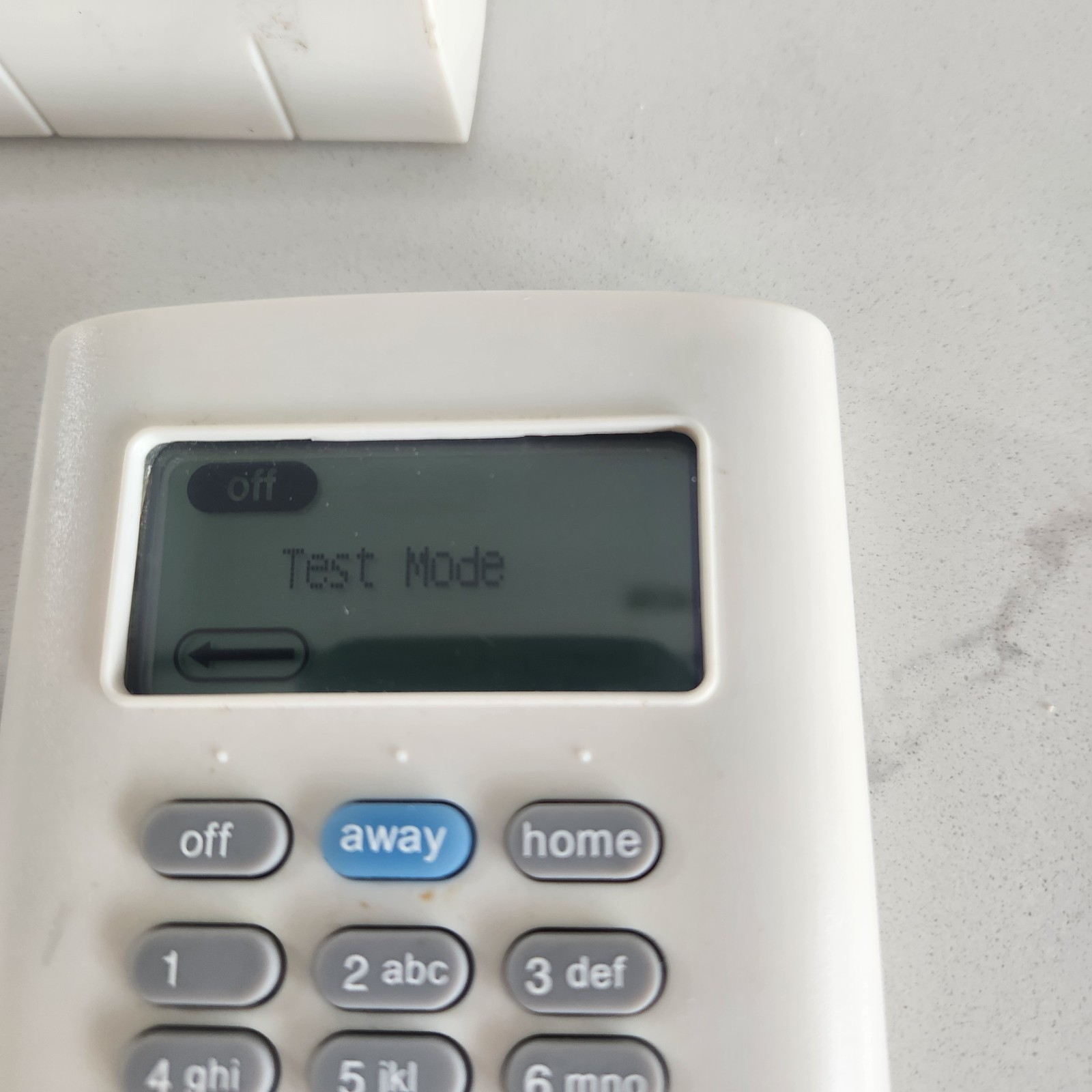 SimpliSafe Security System Base Station Door and Window Sensors Motion Keypad
