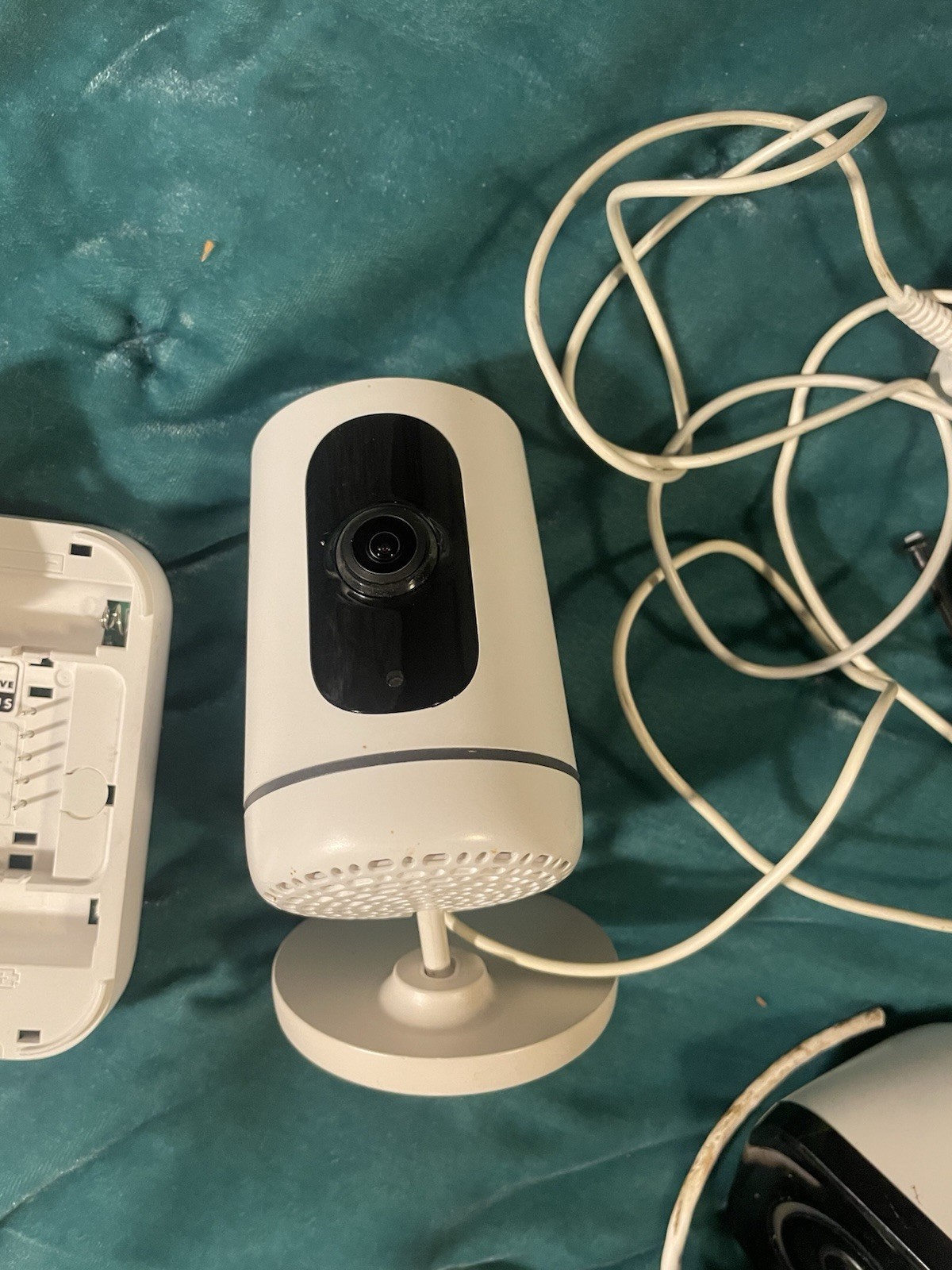 Vivint Smart Home Security System Wi-Fi Camera Doorbell Touch Screen Panel