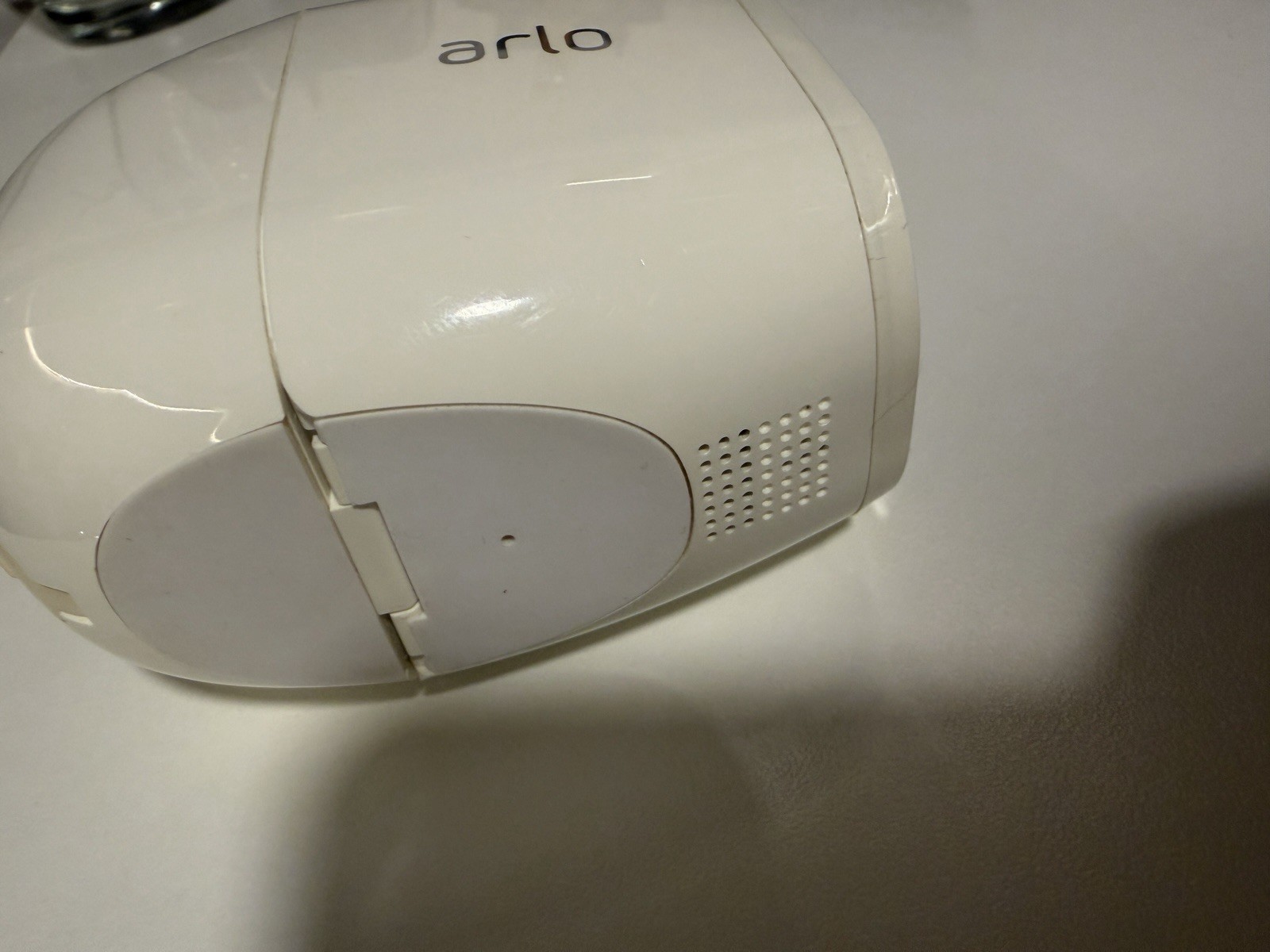 NETGEAR Arlo Pro 2 VMC4030P with battery