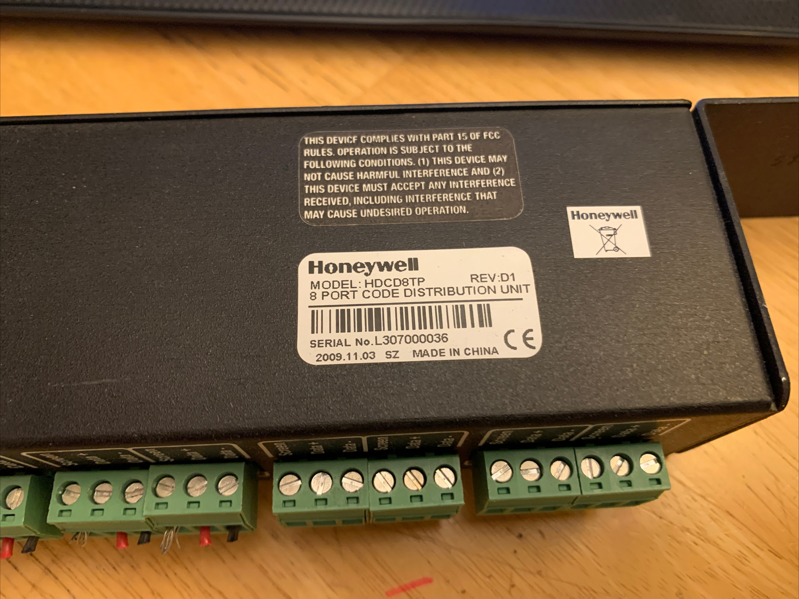 HONEYWELL HDCD8TP 8 PORT CODE BI-DIRECTIONAL DISTRIBUTION UNIT REV:D1 used test