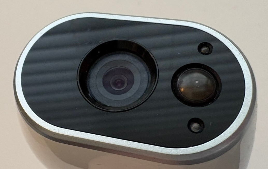 Netgear – Arlo Camera Model VMC3030 Camera Only (Scuffs)