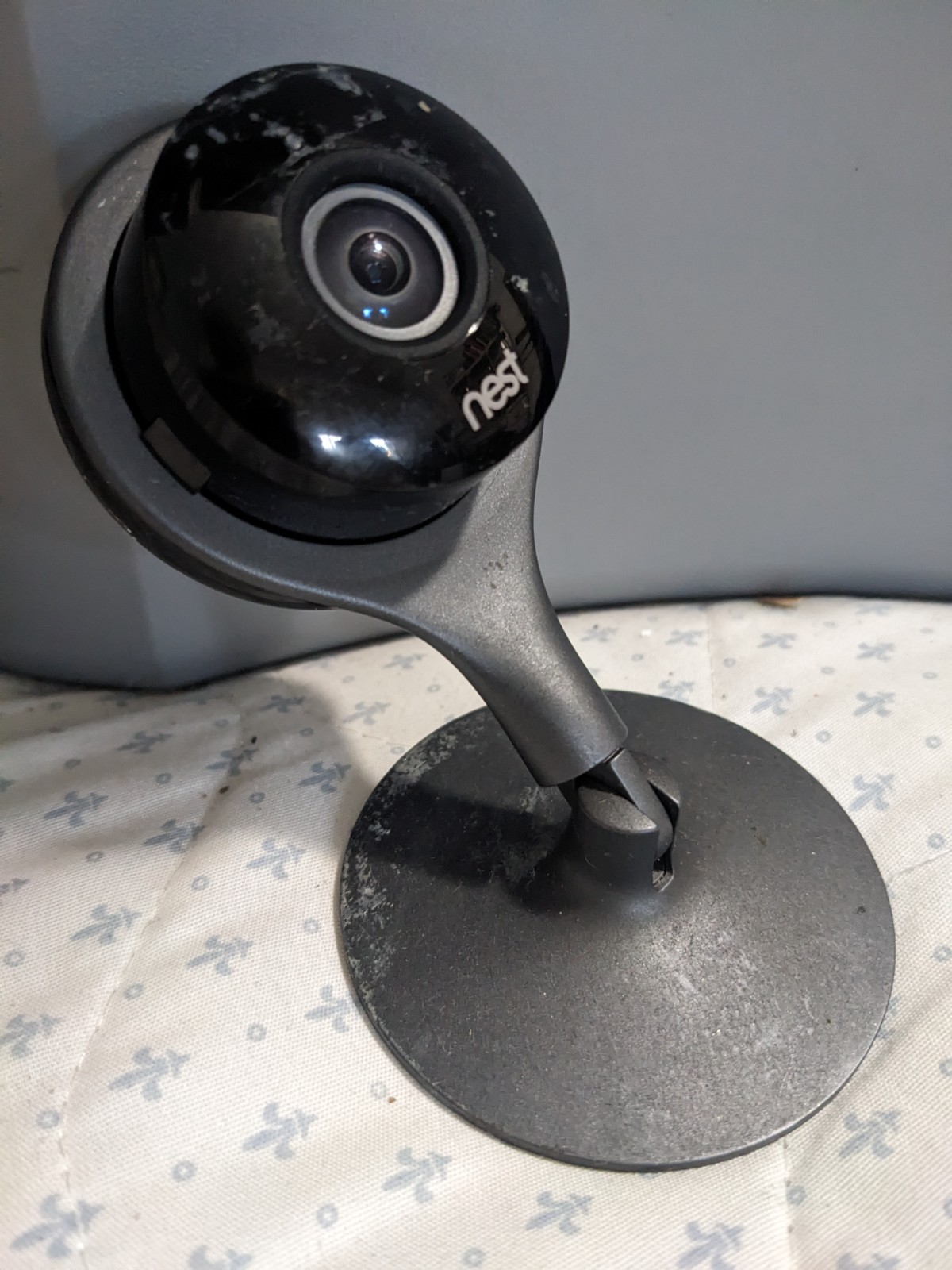 GOOGLE NEST 1ST GENERATION INDOOR SECURITY CAMERA A00005 W MAGNETIC BASE USED