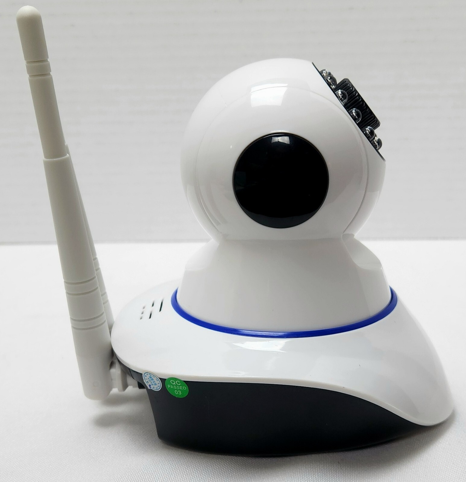 Indoor Wireless WiFi HD IP Camera Pan/Tilt MotionDetect App Control Video Camera