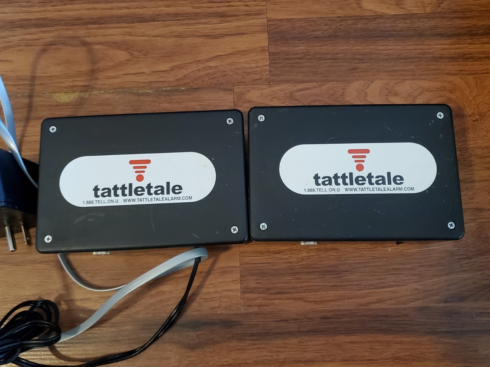 Tattletale Alarm System Lot Base unit x6 Indoor Motion x7 Loop x8 Dual Beam More