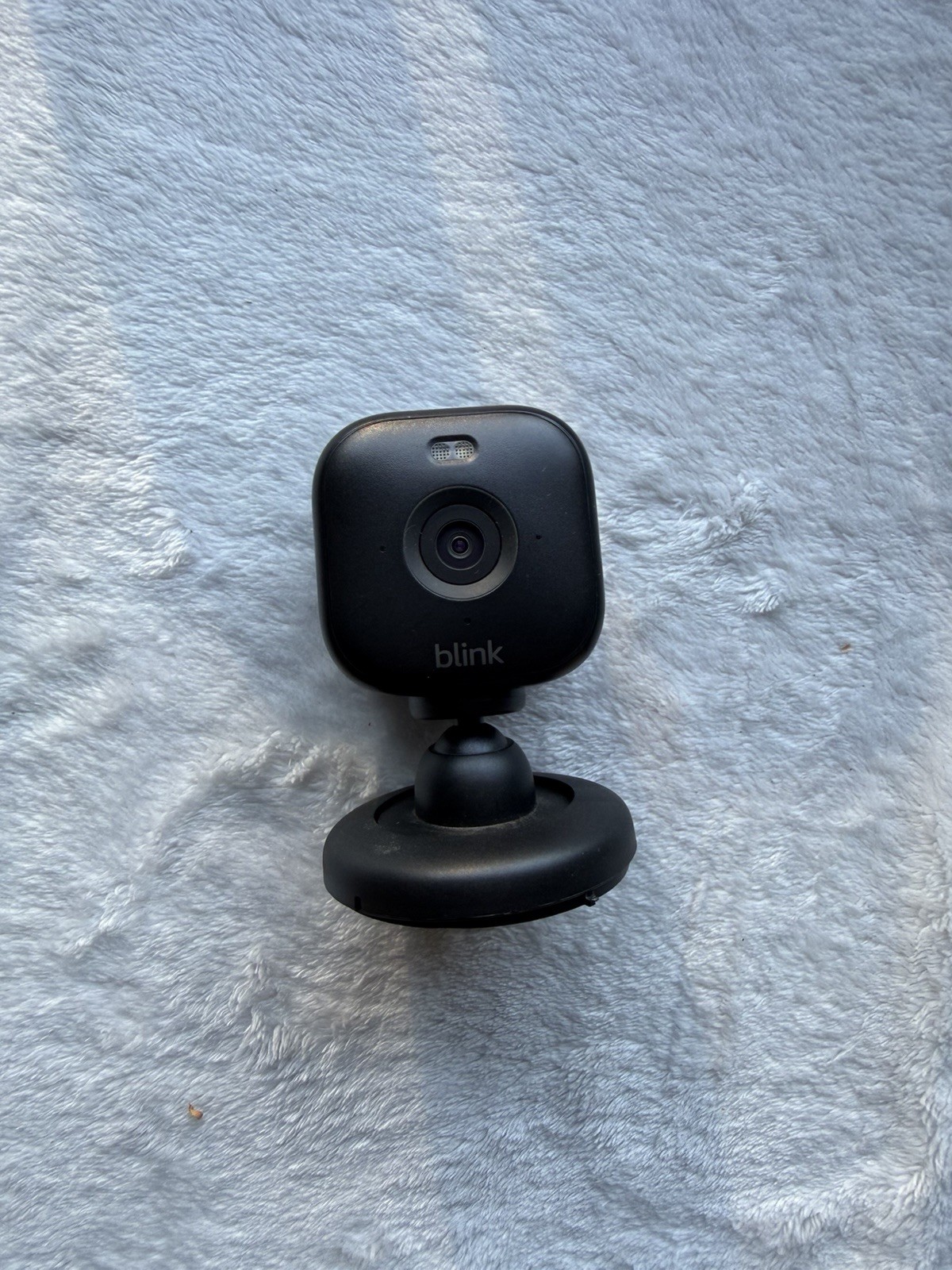 Blink Home Security Camera System – 3 Outdoor 4, 2 Mini, Doorbell, Pan-Tilt