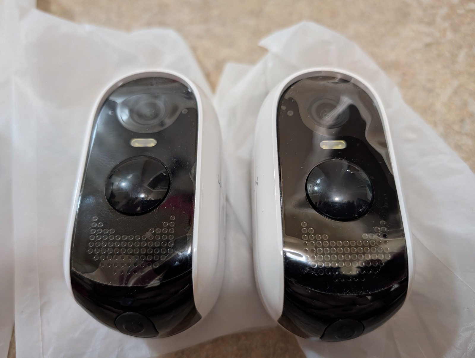 WUUK Wireless Cam Pro Kit (2 cams, 1 base station)