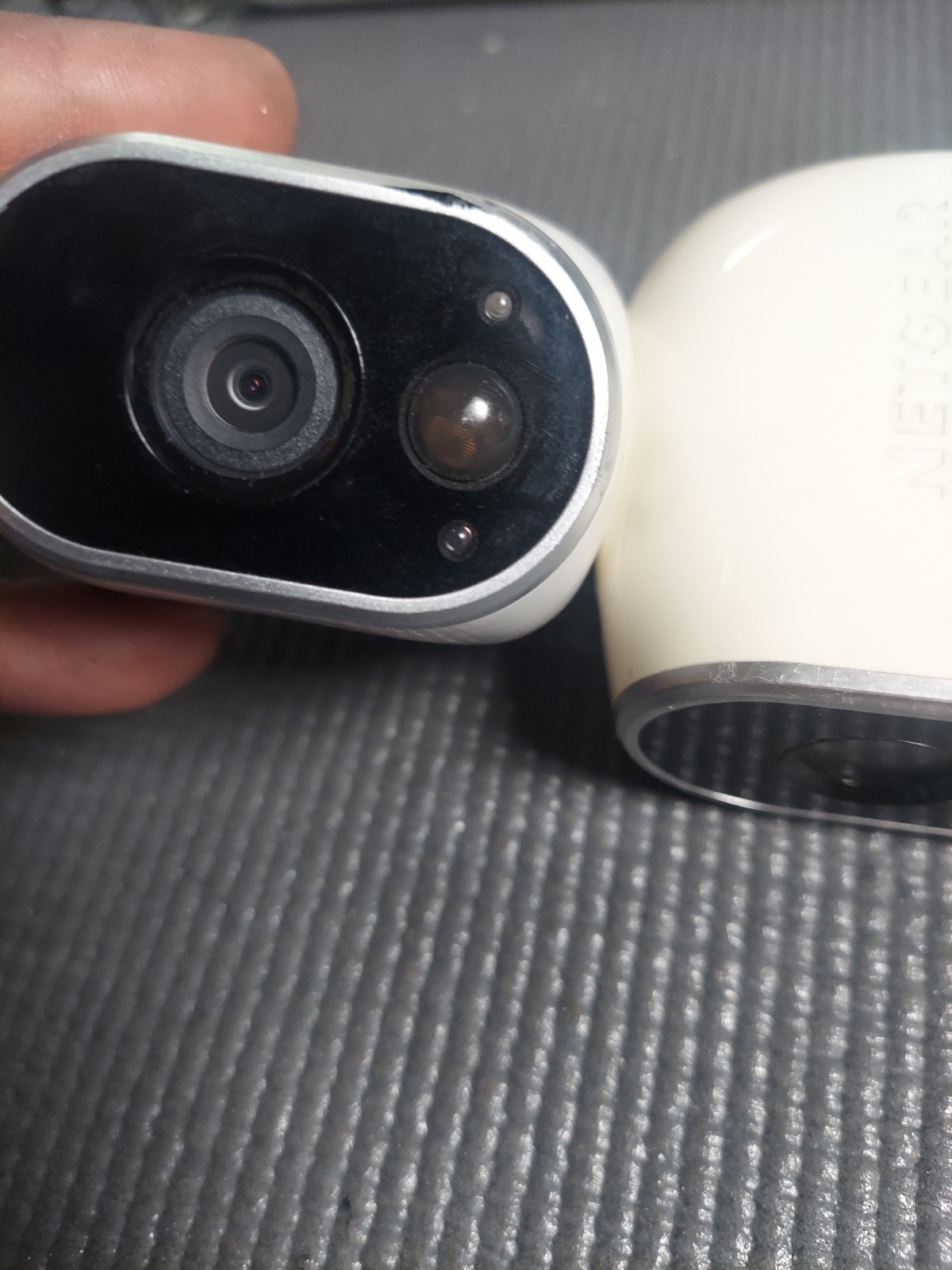 4 Arlo VMC3030 cameras with VM4000 base station (batteries not included)