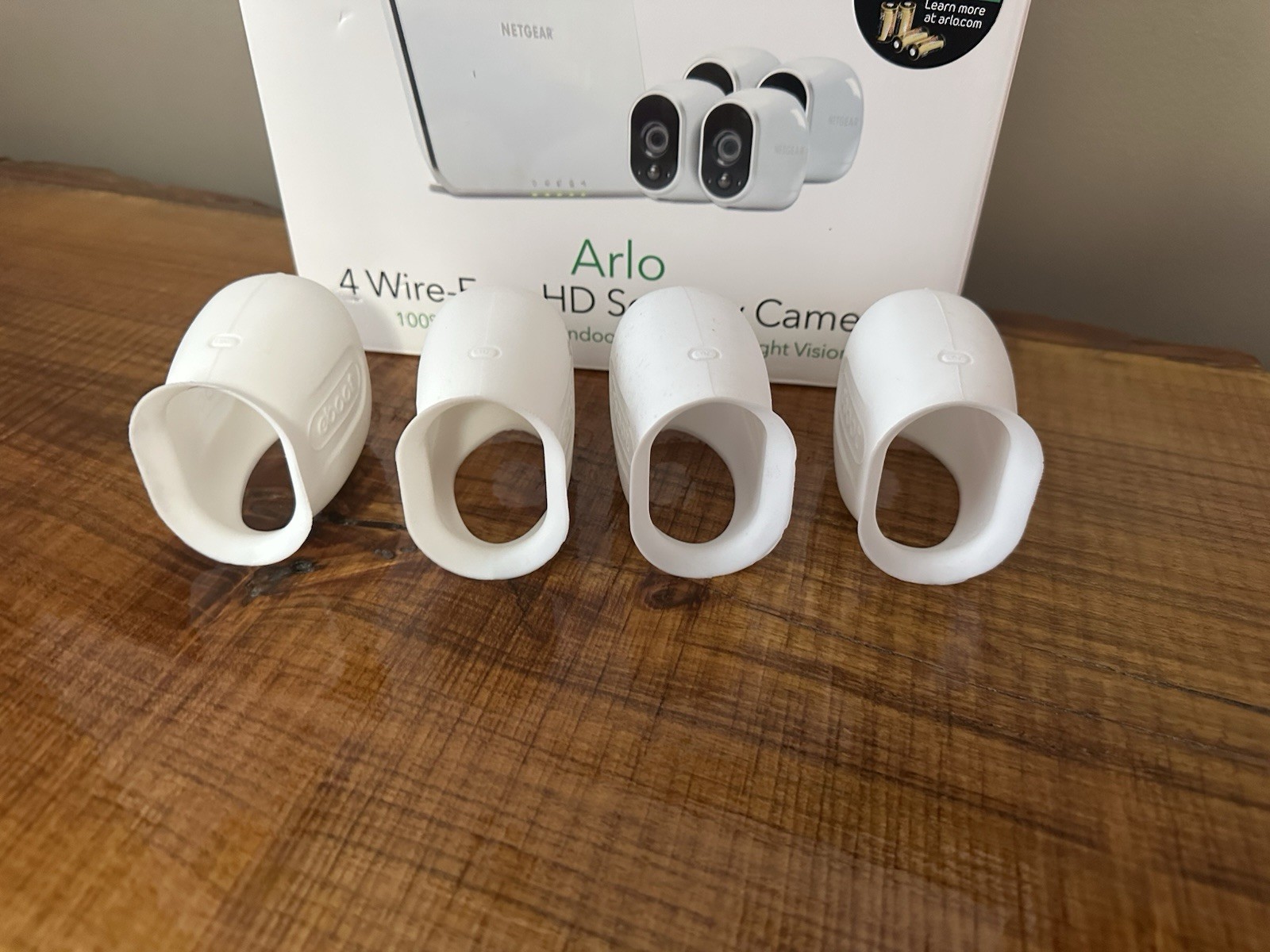 Arlo 4 Camera Wireless Security System Motion Detection Night Vision VMS3430