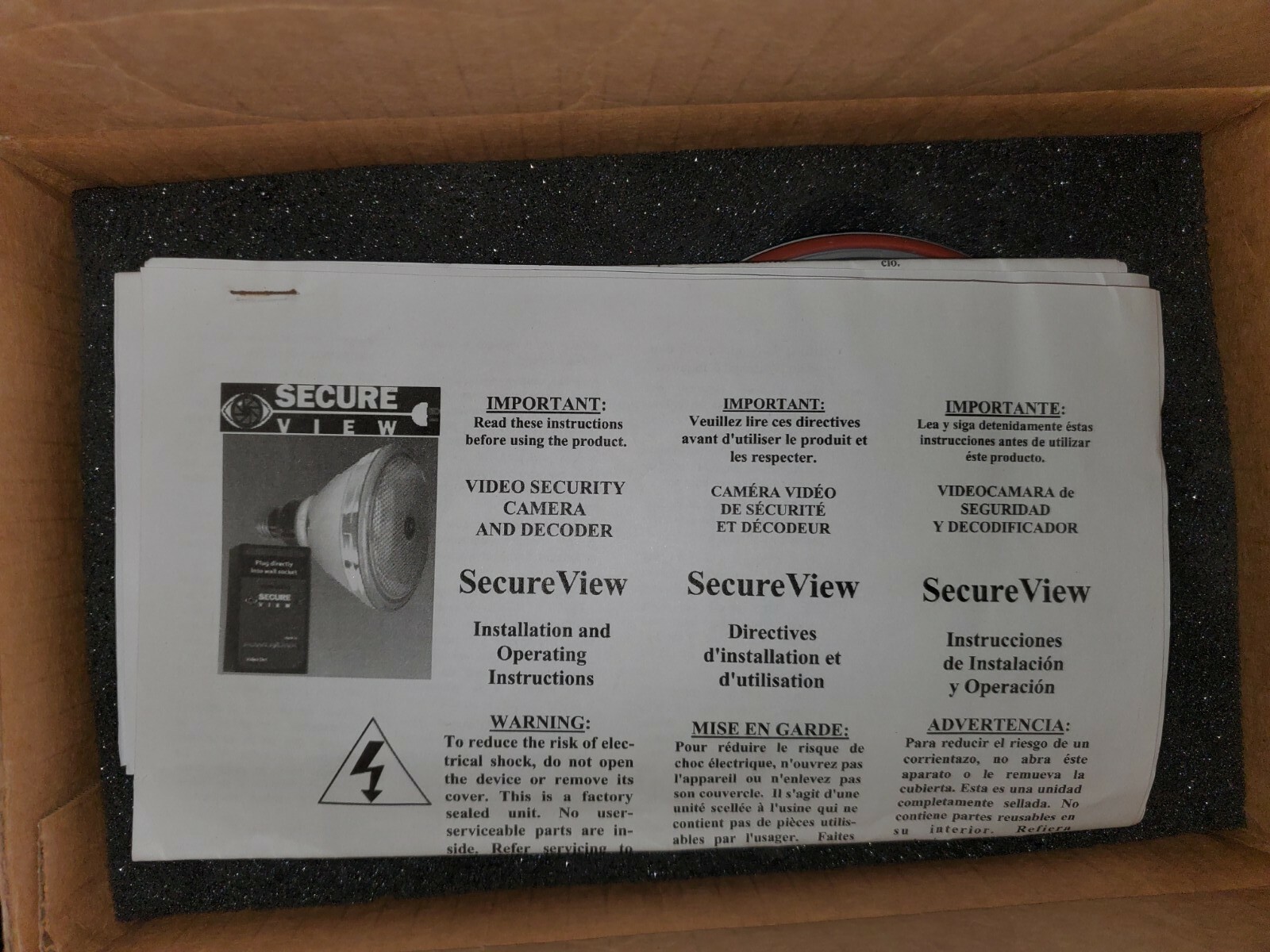 SecureView SVS-1 Outdoor Camera System – Powerline Based Camera PAR-38 Bulb!