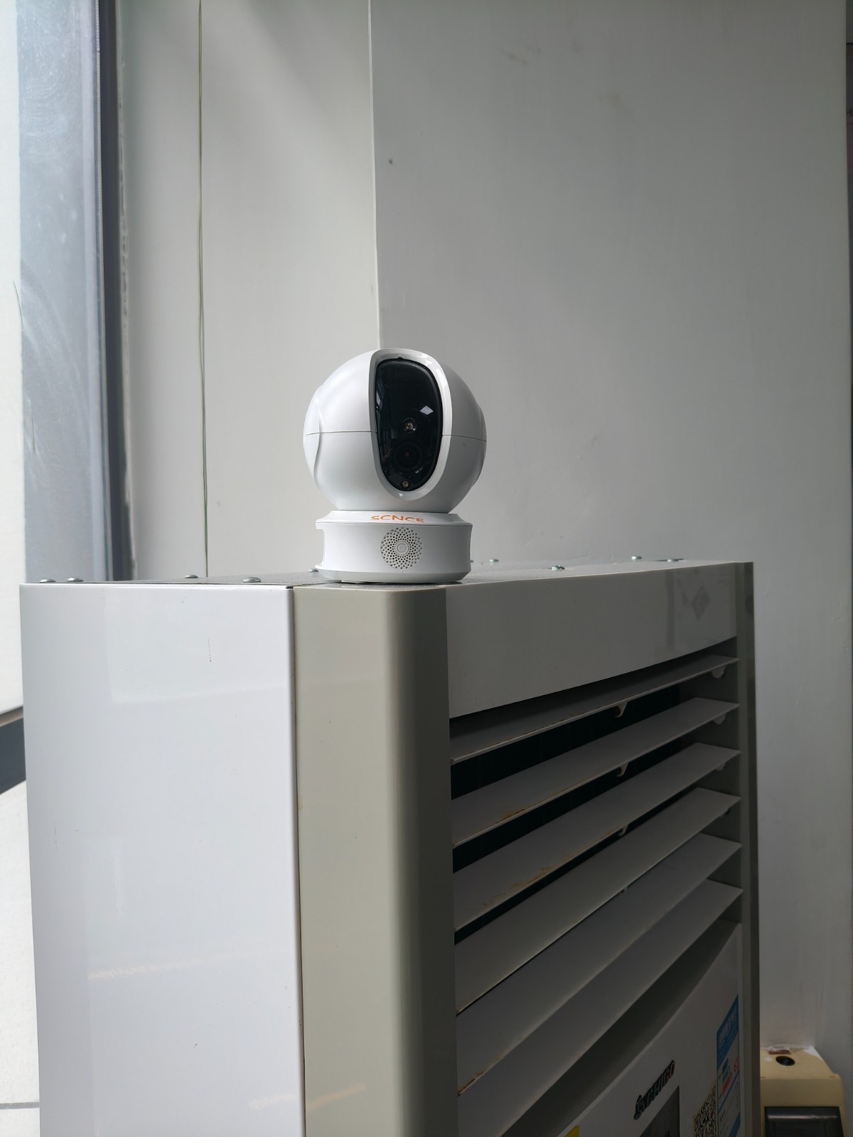 SCNCE Security Camera Outdoor/Indoor, Wired 2.5K WiFi Camera for Home Security