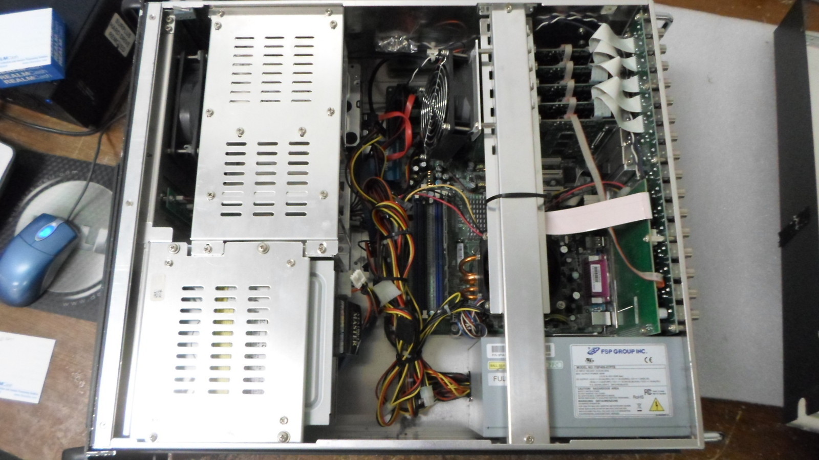 Bosch DB30C5200R2 DiBos SW 32 IP 3.4 GHz 1GB RAM 1TB HDD Windows XP 32 Ch Rack