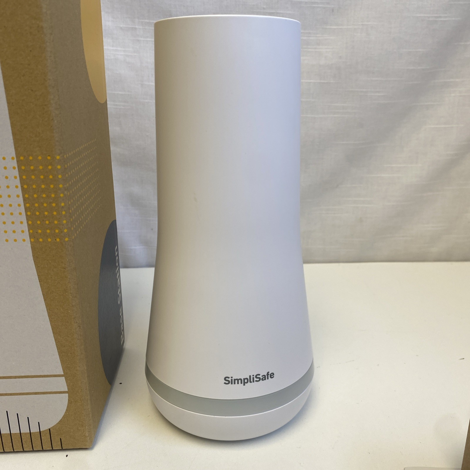 SimpliSafe Security System Bundle – Base Station/ Stake/Keypad/Fobs – Read Desc