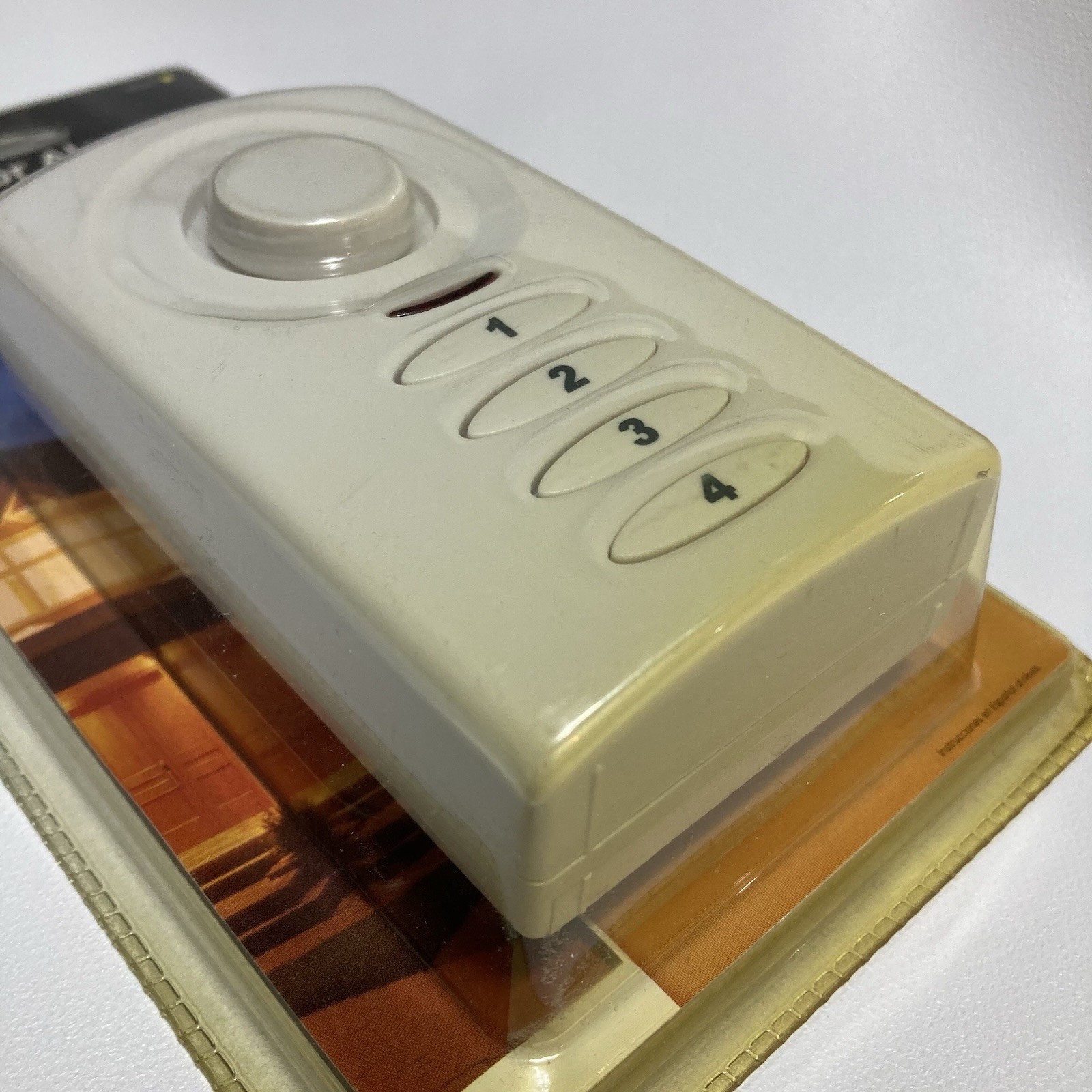 GE Wireless Door Alarm (alarm/chime) 45117 Easy Install NEW but may be yellowed