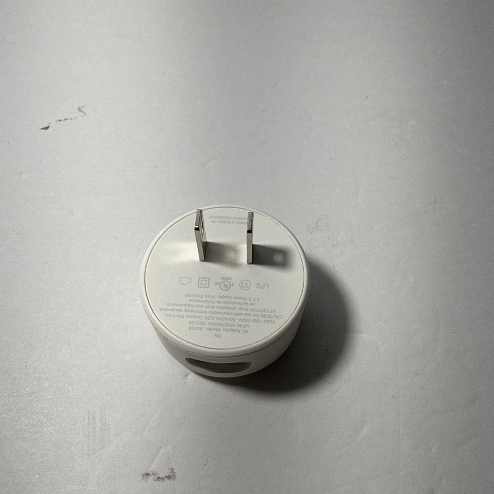 Google Nest Cam Indoor Security Plug-in Wi-Fi Camera NC1102ES A0005 Preowned .