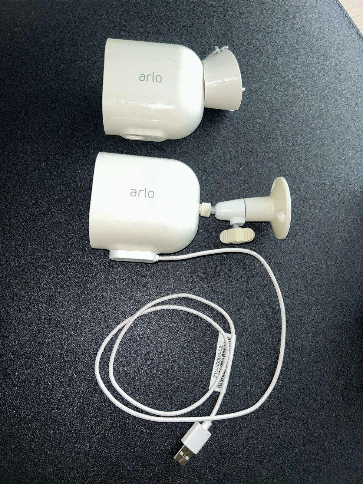 Arlo Security Camera System, 2 Cameras And Smarting, Model VMB4540